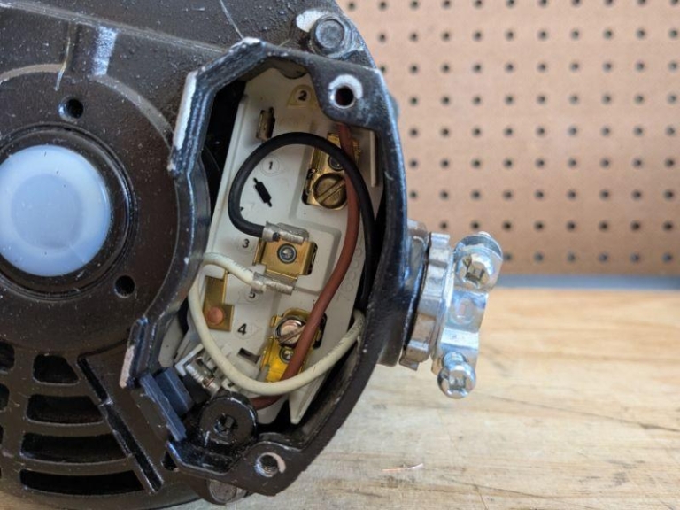240V motor wiring connections, first view